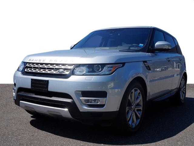 Range Rover In Freeport  . On The Outside, You�lL Fall In Love With This Model�s Impressive Design That Stands Out On The Freeport Roadways.